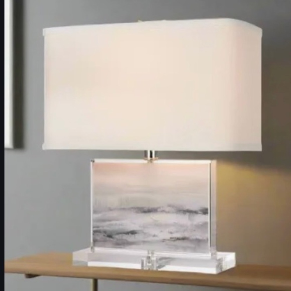 ELK HOME / White Linen Hardback Table Lamp